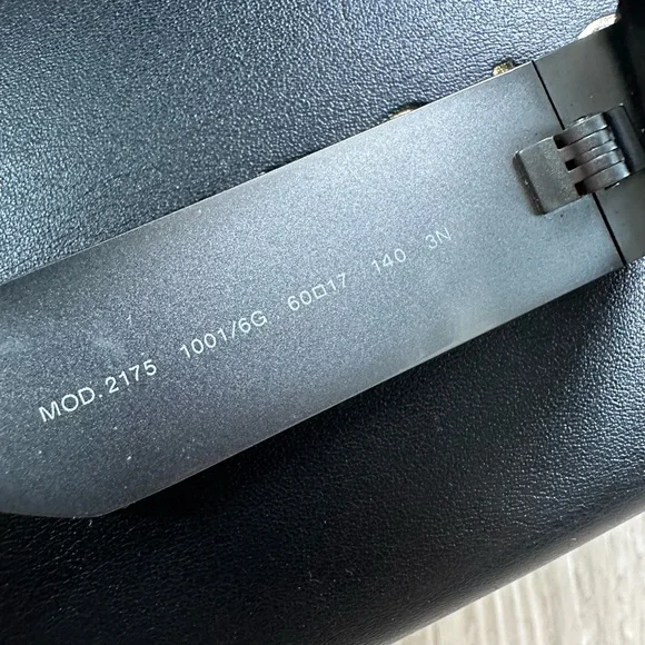 VERSACE Metal Aviator Sunglasses - Picture 7 of 7